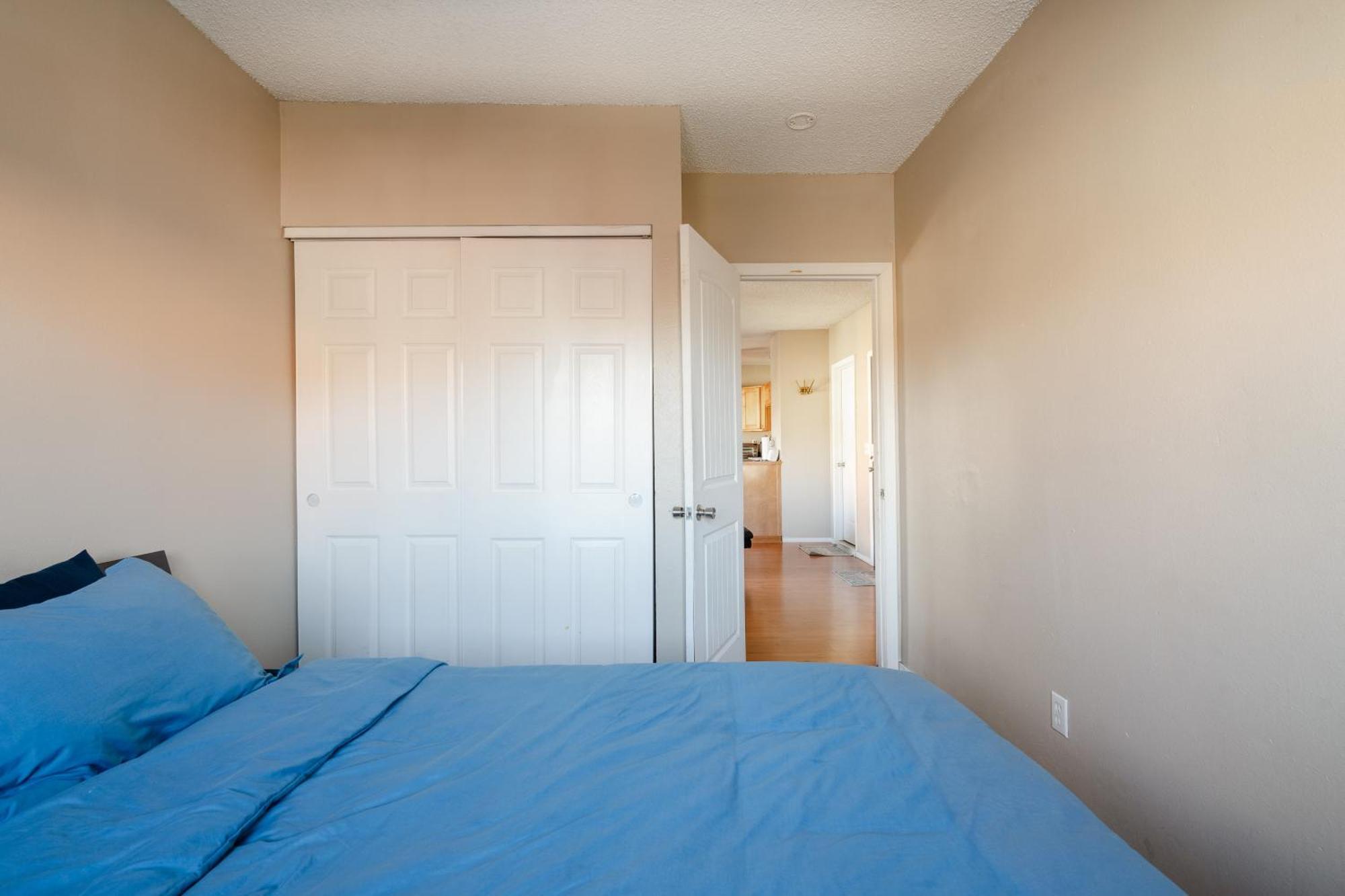 Collection - Charming 2br In The Heart Of Ne Apartment