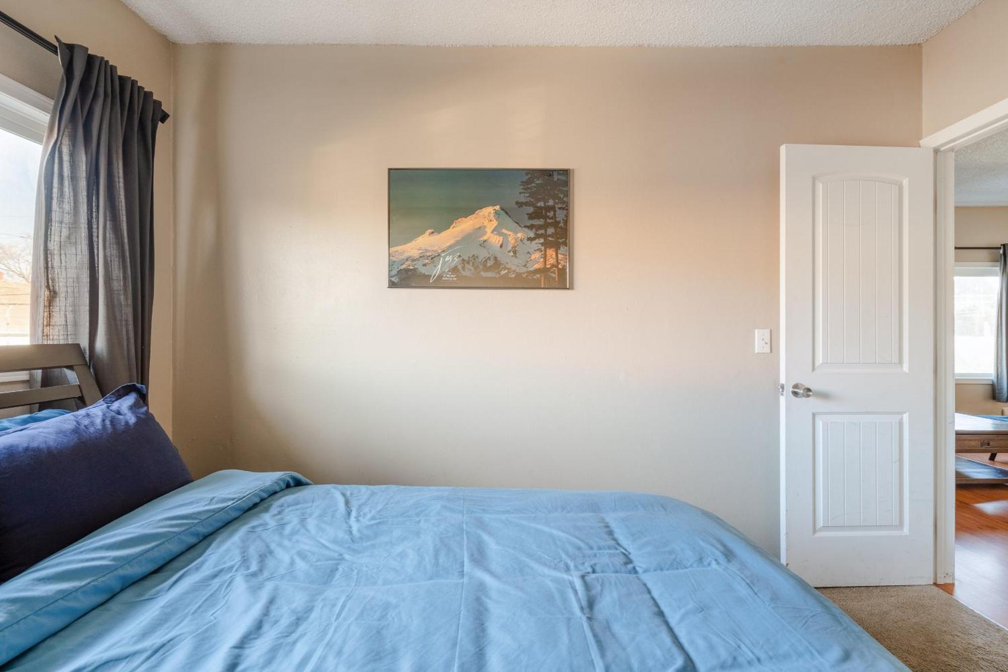 Collection - Charming 2br In The Heart Of Ne Apartment