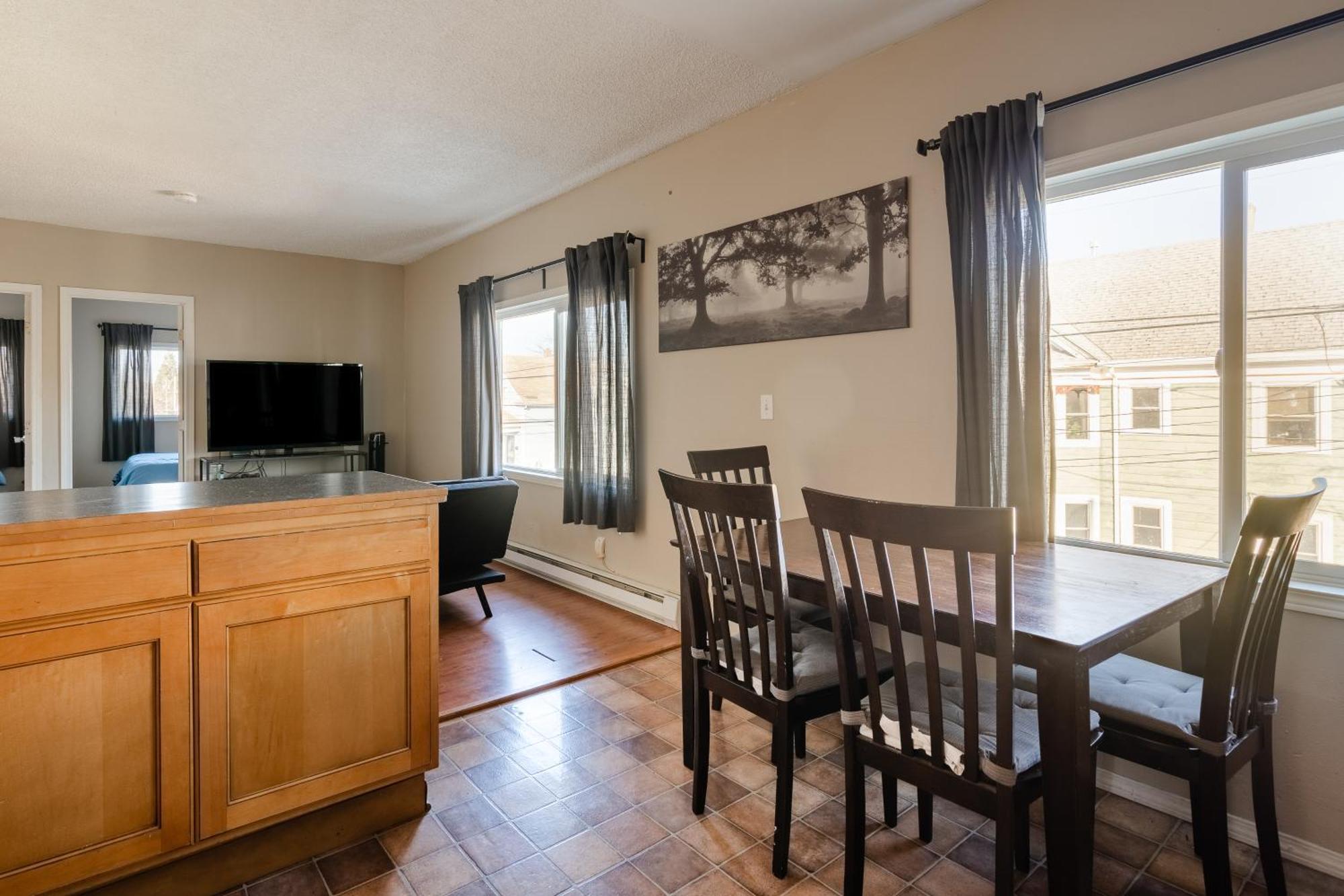 Apartment Collection - Charming 2br In The Heart Of Ne *